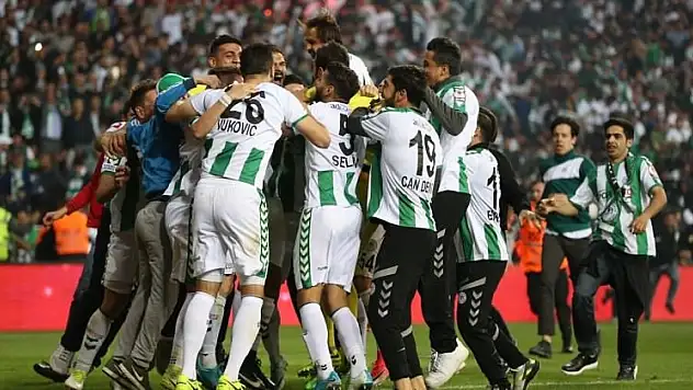 Konya'dan G.Saray ve F.Bahçe'ye darbe!