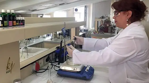 TÜBİTAK desteğiyle cilt lekelerini yok etti