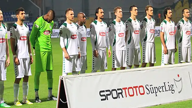 Konyaspor ucuz kurtuldu!