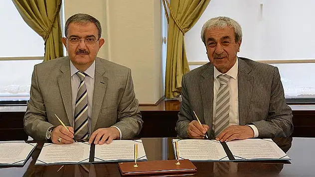 İmzalar atıldı! Anadolu, maçlarını kampüste oynayacak