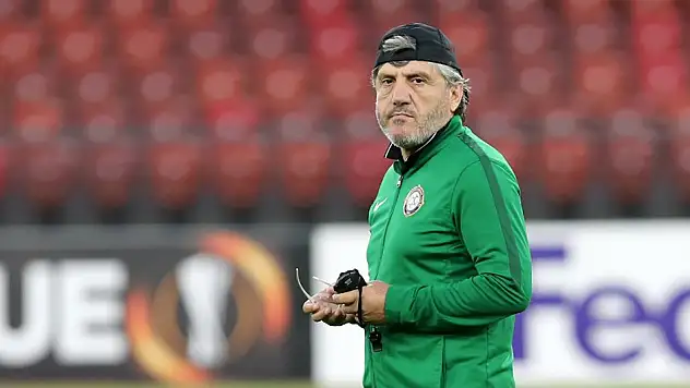 Konyaspor, Reşit Akçay'dan rapor bekliyor