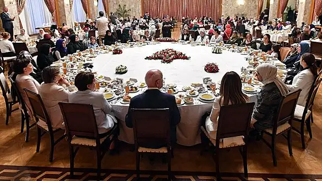 TBMM Başkanı Kahraman,15 Temmuz şehit yakınlarına iftar verdi