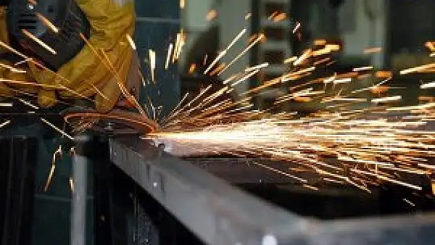 Sanayi üretimi arttı