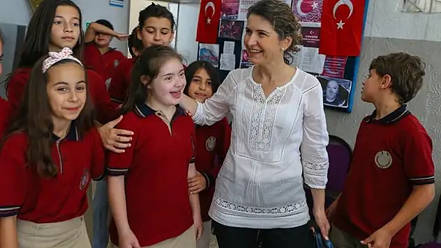 Down sendromlu kızı için kariyerini bıraktı