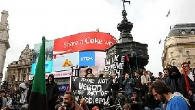 Öğrenci protestoları yasaklandı...