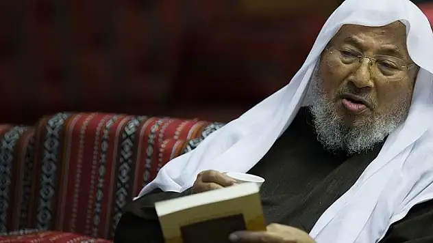 Karadavi'nin 'İslam Fıkıh Konseyi' üyeliği askıya alındı