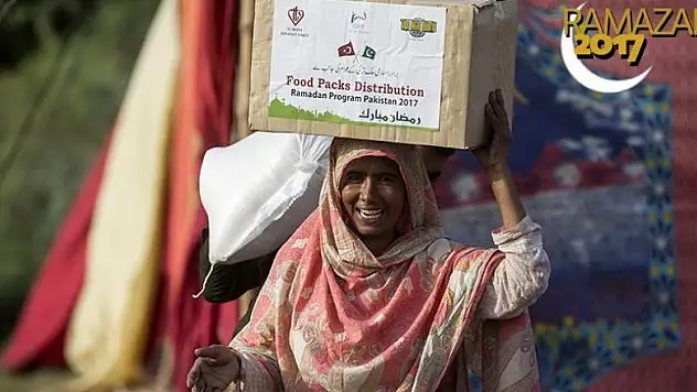 TDV, Multan'da insanların yüzünü güldürdü