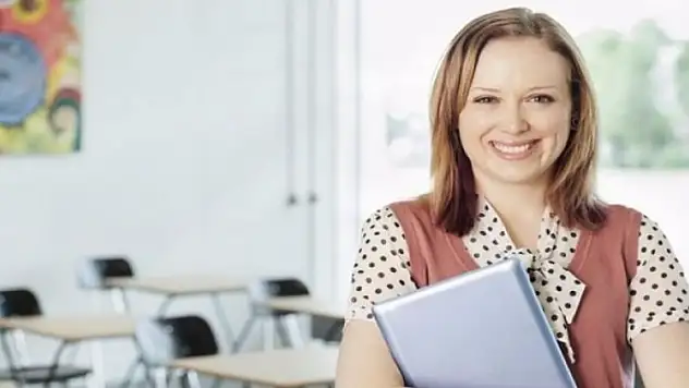 Tüm öğretmenlere 4 yılda bir sınav şartı!