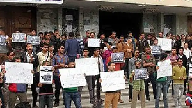 Mısır'da öğrencilere müdahale