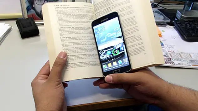 'Cep telefonunuzu kalbinizden ve beyninizden uzak tutun'