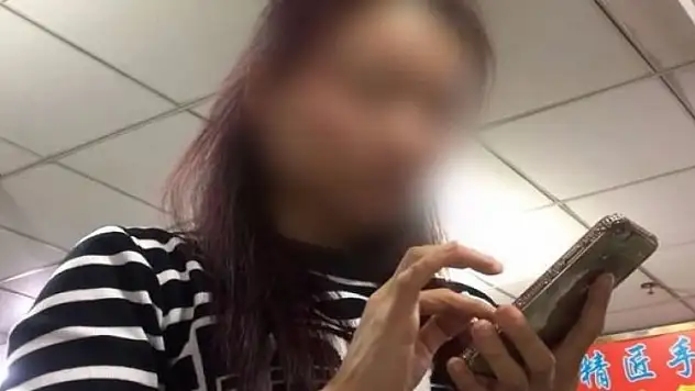 Fabrikaya gerek yok dedi, evde iPhone yaptı