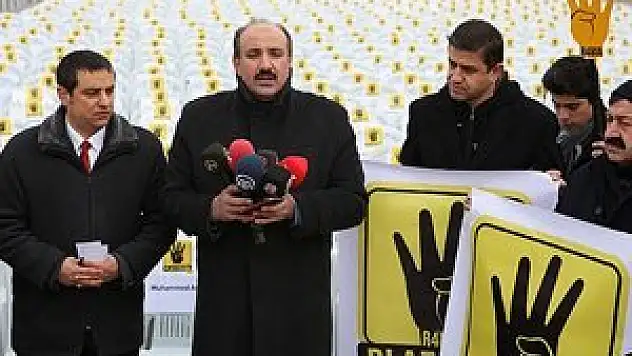 Rabia Platformu'ndan 'Sessiz Sandalye' eylemi