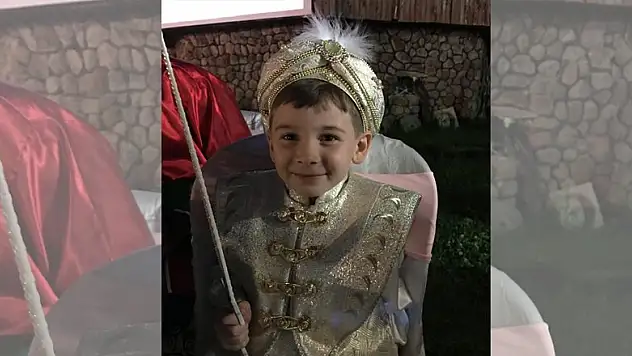 Ali Mert Babayiğit sünnet oldu