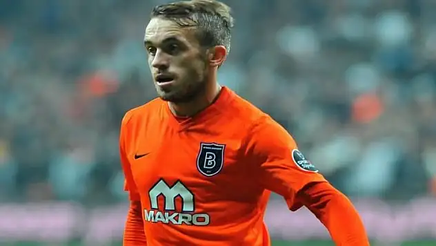 Başakşehir'de deprem! Ayrılığı açıkladı