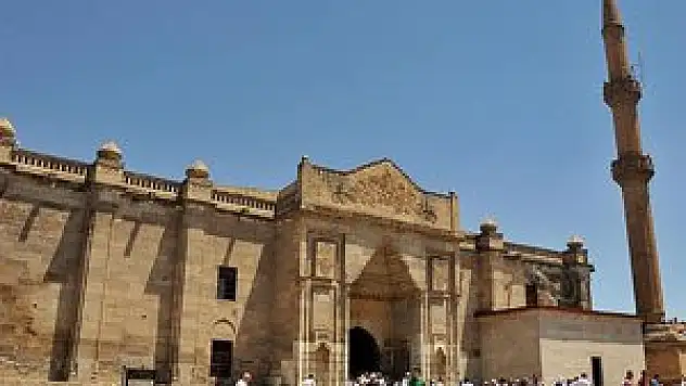 Kayıp 'kapı kanatları' Türkiye'ye iade edildi