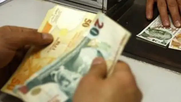 Bu mesleklerde asgari ücret 2 bin 800 lira oldu