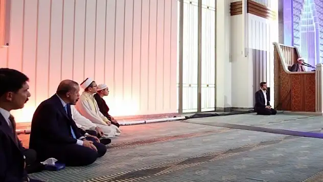 Beştepe Millet Camisi'nde Kadir gecesi programı