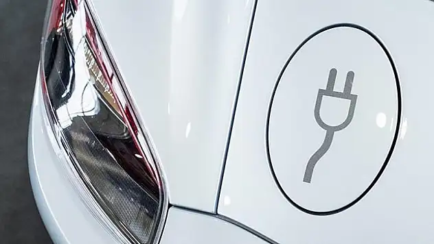 Elektrikli araçların şarj sorunlarına yeni çözümler ekleniyor