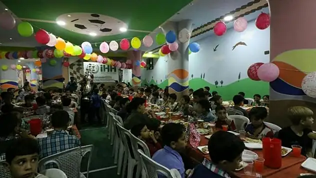 Kuşatma altındaki Doğu Guta'da iftar