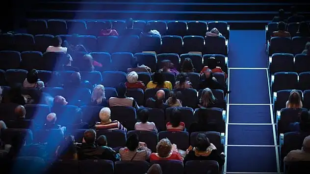 Sinema salonlarının sayısı 5,4 arttı