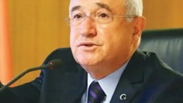 Çiçek isyan etti! Bu iş daha ileri gitmez...