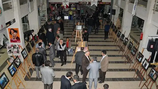 Basın Yayın ve Enformasyon'dan fotoğraf sergisi