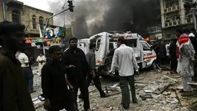 Düğün konvoyuna havadan saldırı!