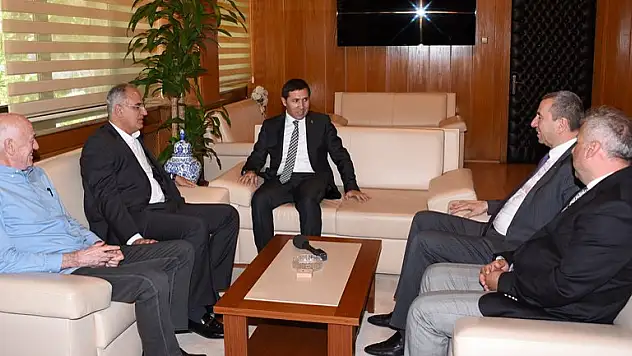 Üstündağ'dan Büyükşehir'e ziyaret