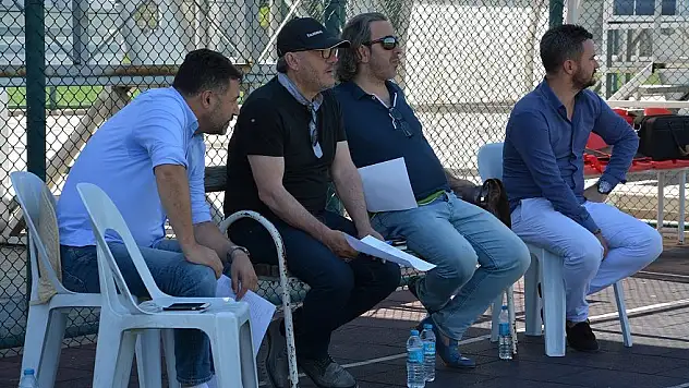 Reşit Akçay'dan alt yapıya yakın markaj