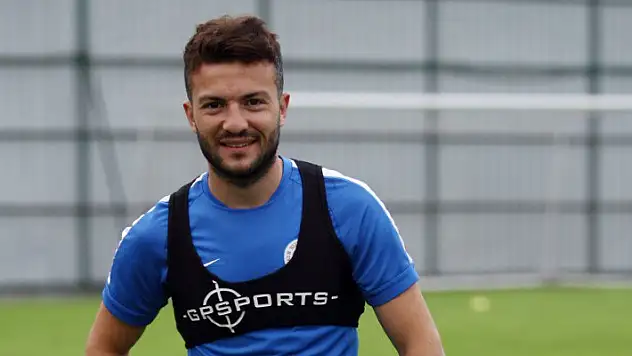 Özgür Çek, yönetimden izin bekliyor