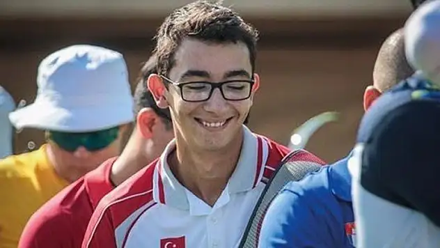 Mete Gazoz, Meksika'da 2021 yılının sporcusu seçildi