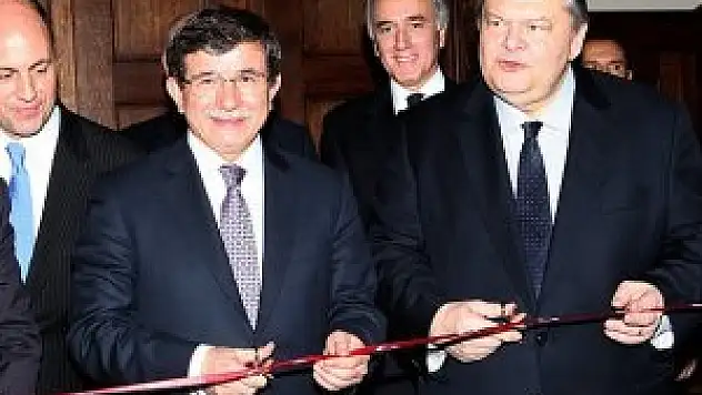 Davutoğlu yeni büyükelçilik binasının açılışını yaptı