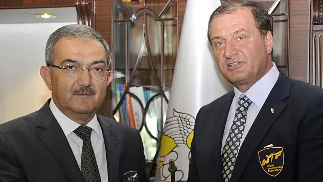 Rektör Şahin, Federasyonun Sağlık Kuruluna seçildi