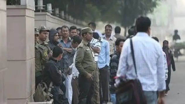 Bangladeş'te yine kan aktı