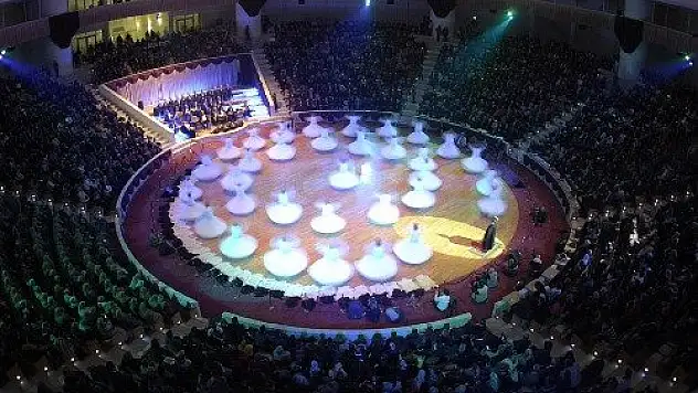 Şeb-i Arus'a gelen memnun ayrılıyor