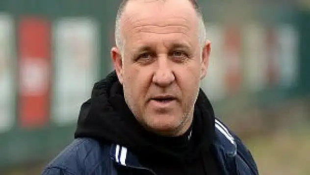 Mesut Bakkal Pazartesi günü geliyor...