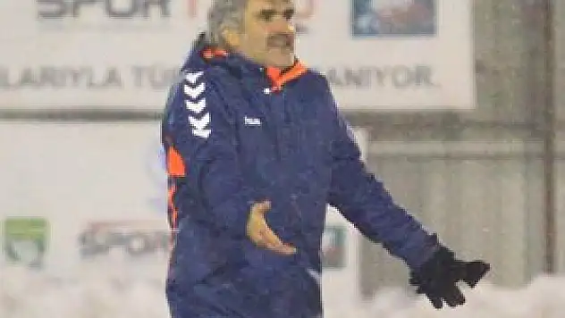 Torku Konyaspor taraftarı Tütüneker'e sahip çıktı