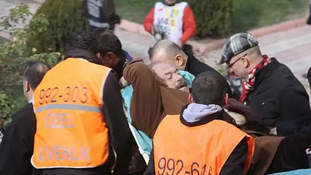 Gençlerbirliği Başkanı İlhan Cavcav hastaneye kaldırıldı