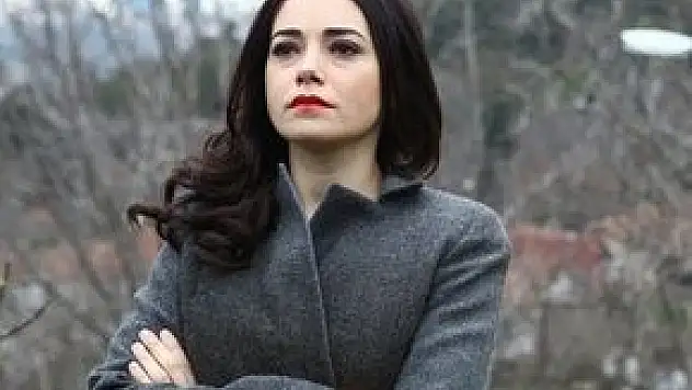 Özgü Namal, seti bırakarak yoğun bakımda koştu