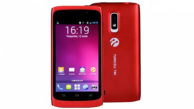 İlk yerli cep telefonu banttan çıktı