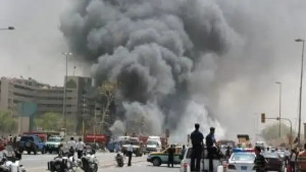 Bağdat'ta 8 ayrı noktada patlama: 25 ölü