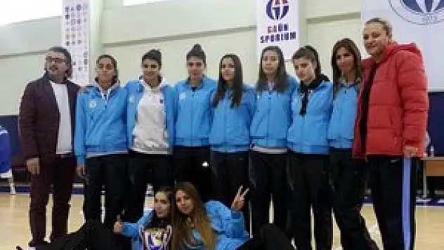 Torku Selçuk'tan sonra bayanlar da Birinci Lig'de