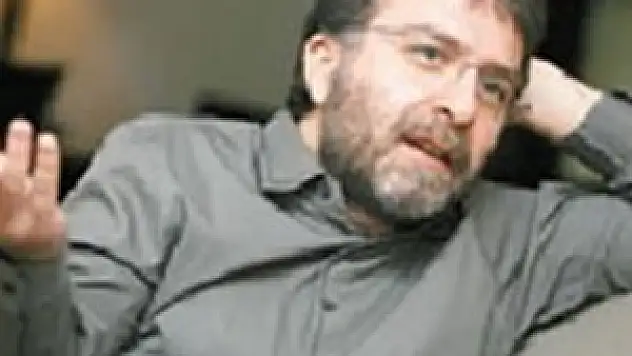 Ahmet Hakan Ümit Özat'a fena kızdı...