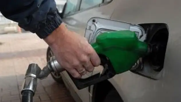 Benzine indirim geldi