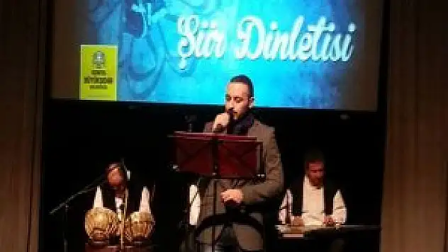 Vuslat şiirler ile anılıyor