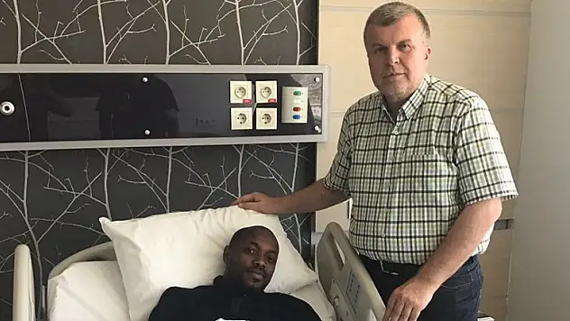 Ahmet Şan, Traore'yi ziyaret etti