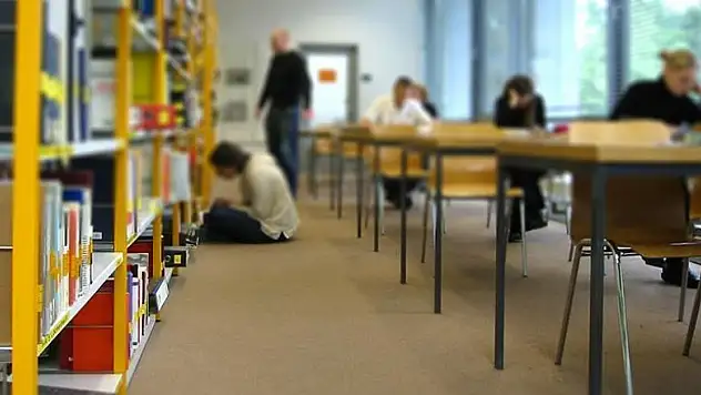 Türkiye'den Kazakistanlı 500 öğrenciye eğitim bursu