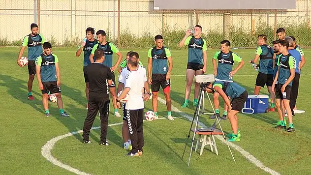 Anadolu Selçukspor, gol çalıştı