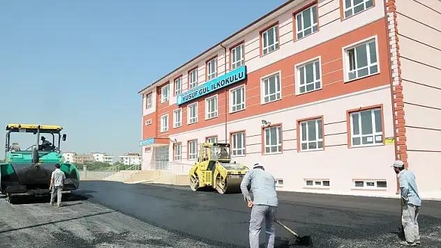 Karatay Belediyesi'nden eğitime asfalt desteği