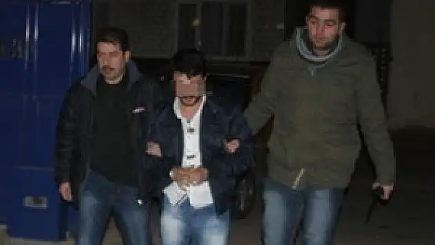 Ceza evinden kaçtı, sevgili mesajı ele verdi...